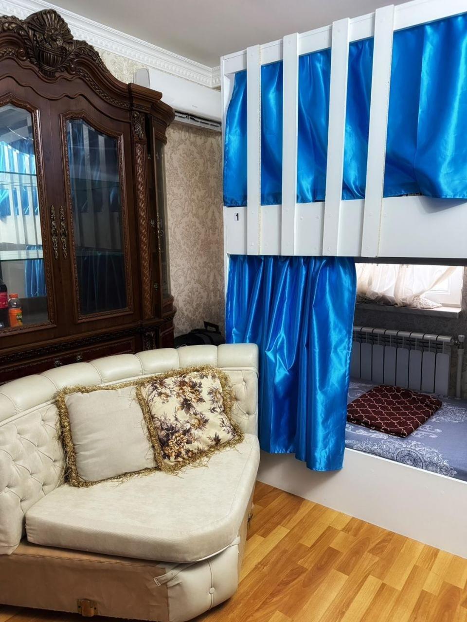 Central Baku Hostel エクステリア 写真